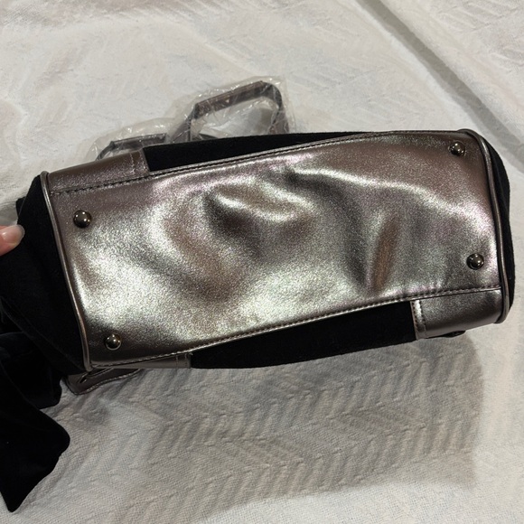 Juicy Couture Black and Metallic Shoulder Bag - Picture 4 of 7